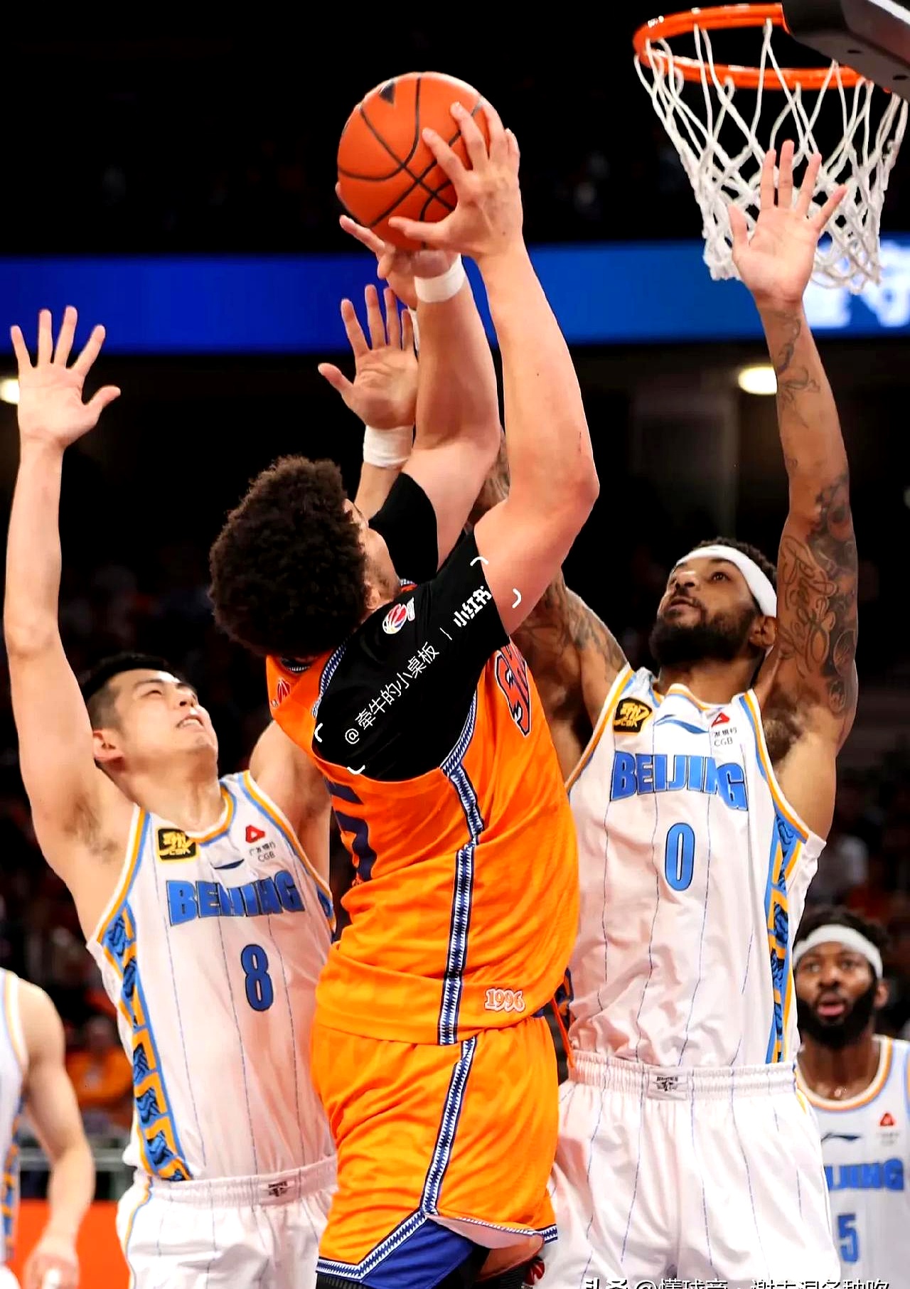 亚博体育入口 -构图决定一切电子版