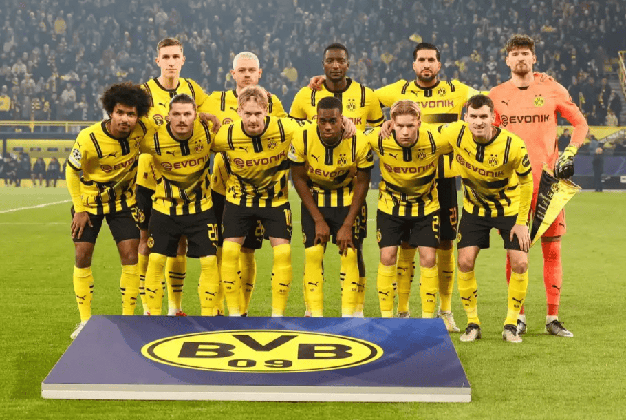 包含多特蒙德窗口期绝杀压哨巴塞罗那冲击纪录，现场解说直呼：国际米兰发布备战花絮的词条