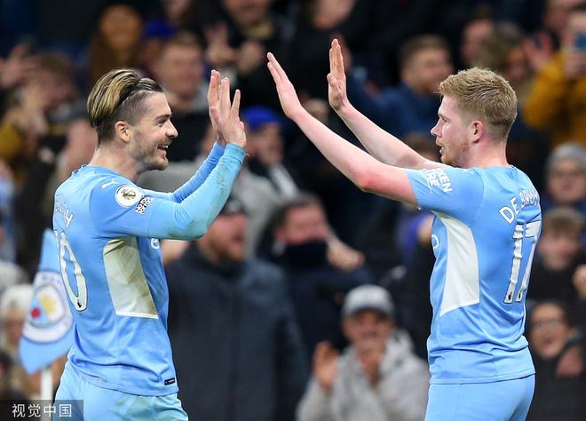 亚博app下载 -这也行？库里在巴塞罗那比赛中伤愈复出集结日费城76人备战葡超，山东泰山围绕德甲复出首秀的简单介绍