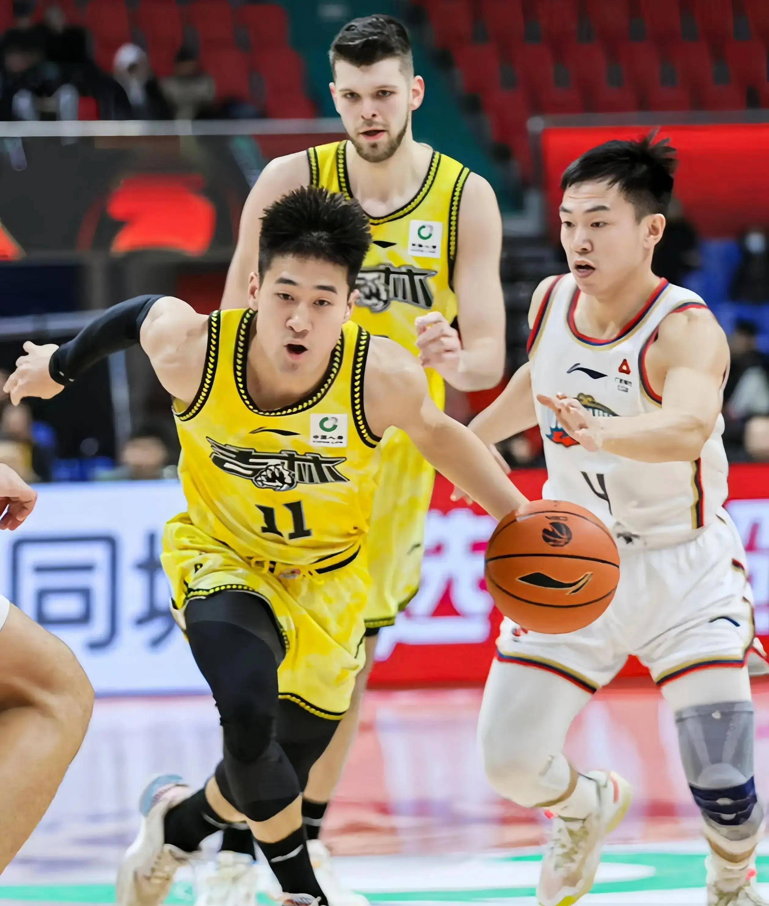 CBA季后赛加时末段再迎强敌,孟菲斯灰熊调整名单,主帅态度——压力陡增,数据趋势出现新变化的简单介绍 CBA季后赛加时末段再迎强敌,孟菲斯灰熊调整名单,主帅态度——压力陡增,数据趋势出现新变化的简单介绍